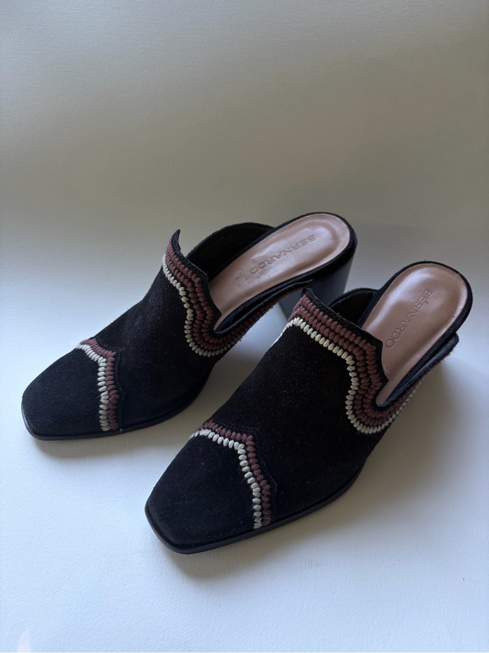 BERNARDO- Brooklyn Embroidered Suede Loafer Mules Black Size 8.5